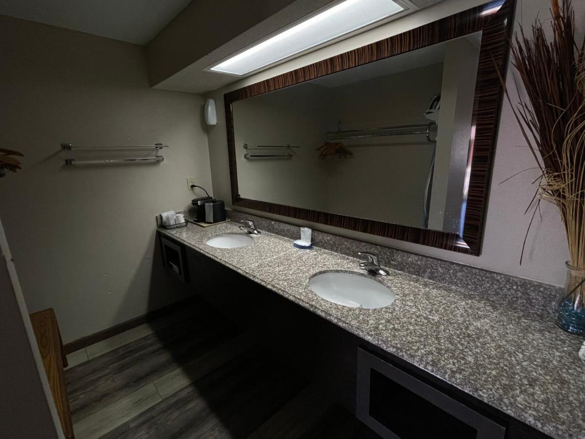 Royal Inn & Suites Mountain Grove Exteriér fotografie