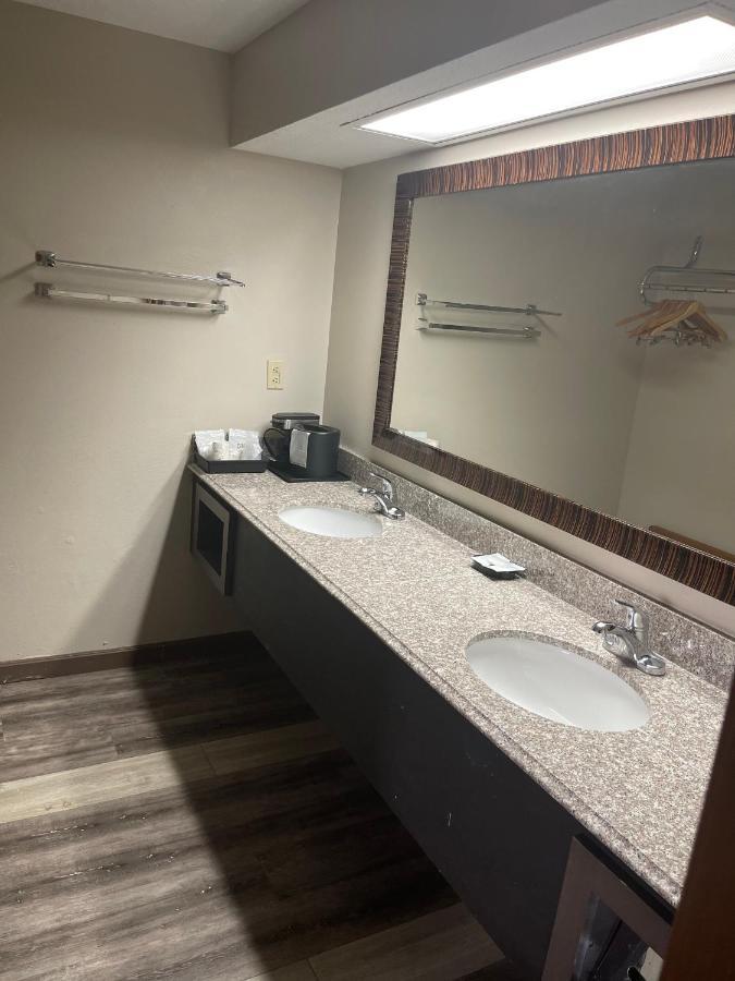 Royal Inn & Suites Mountain Grove Exteriér fotografie