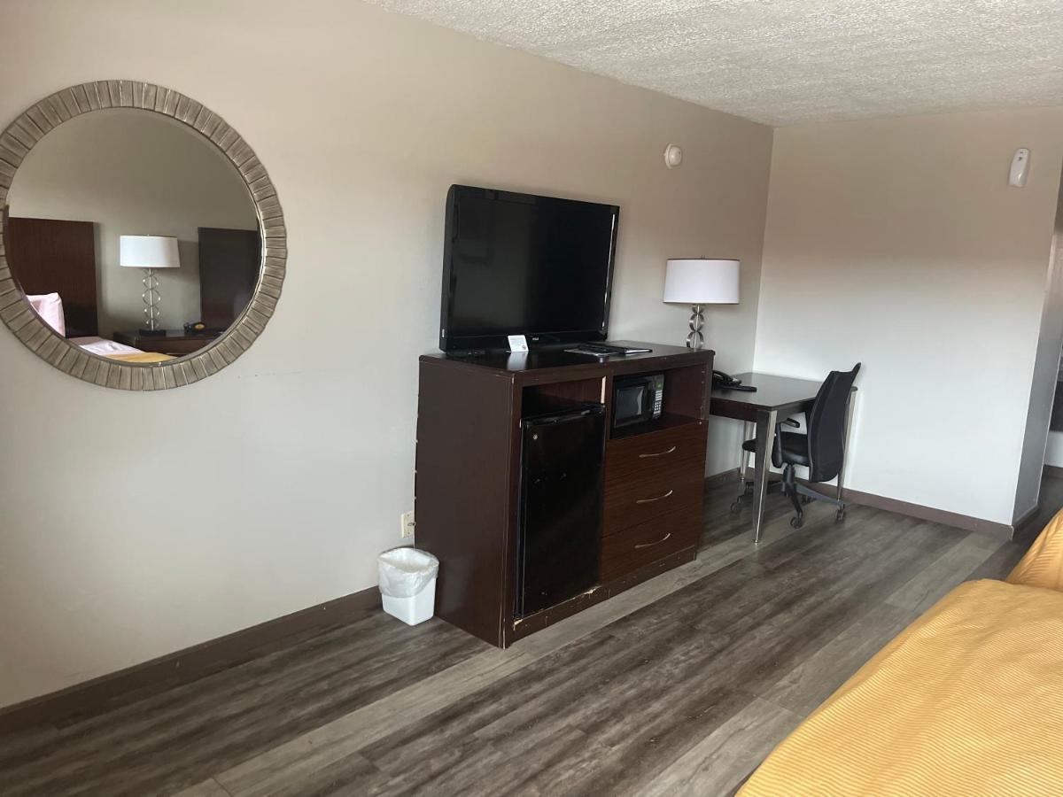 Royal Inn & Suites Mountain Grove Exteriér fotografie